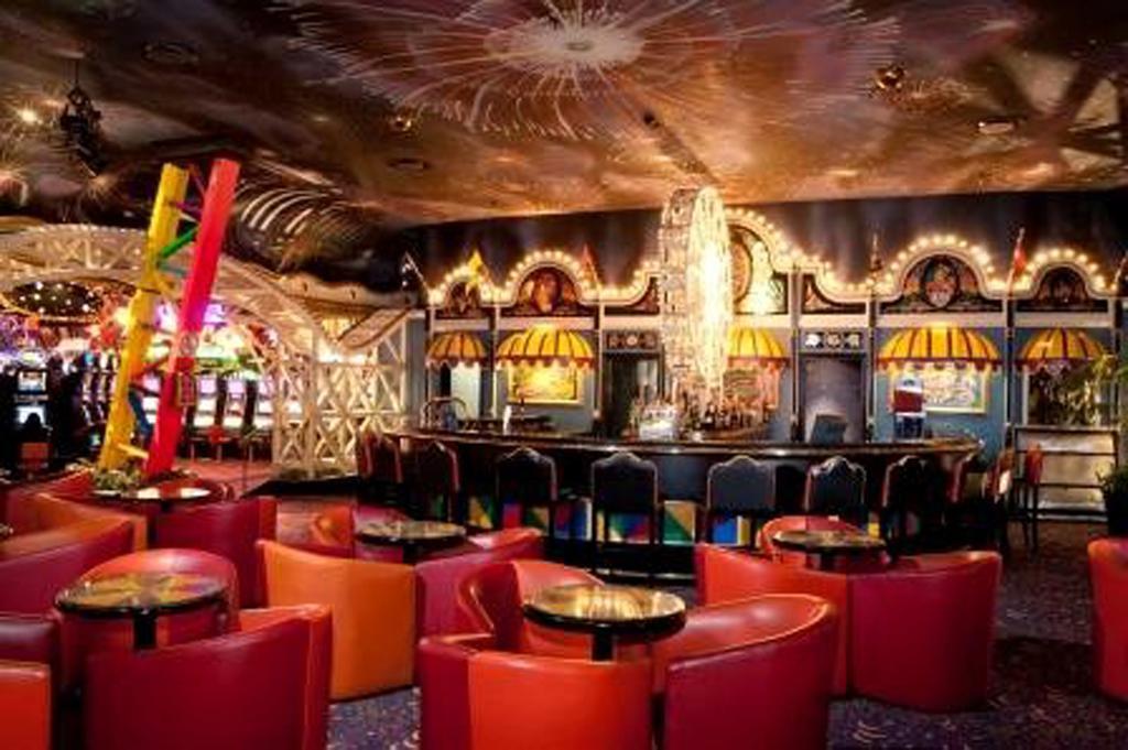 Carnival City Hotel Brakpan Exterior photo
