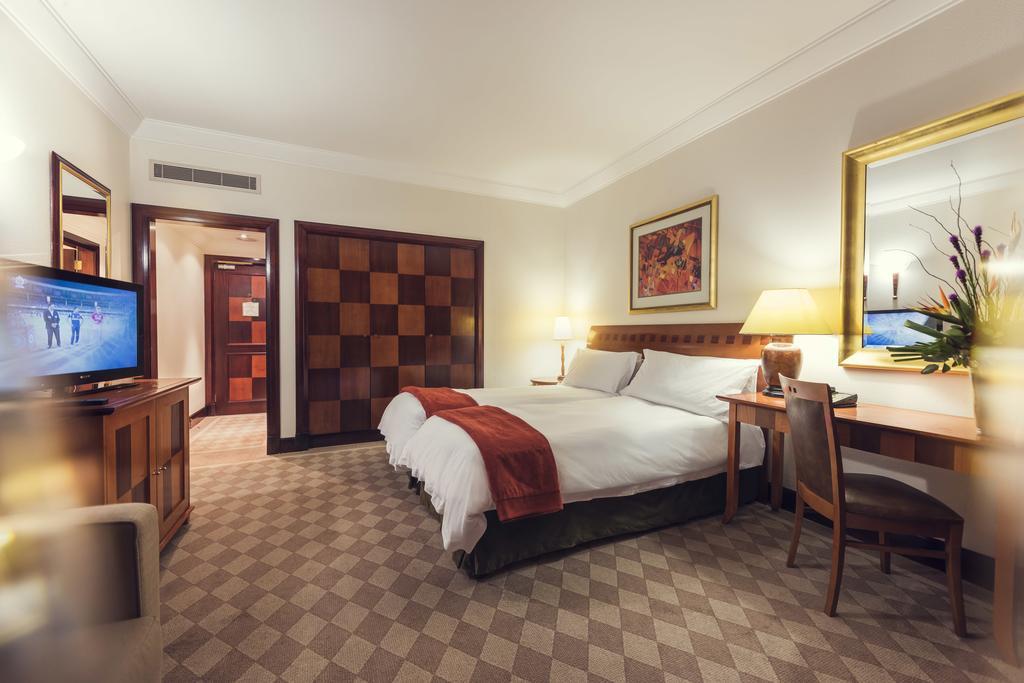 Carnival City Hotel Brakpan Room photo