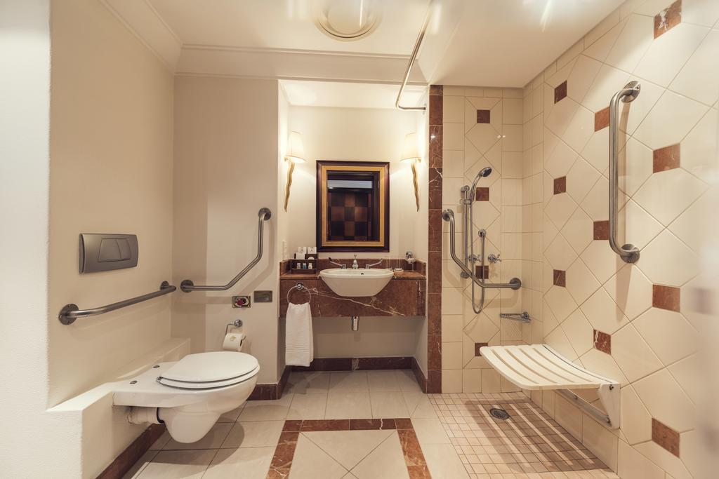 Carnival City Hotel Brakpan Room photo