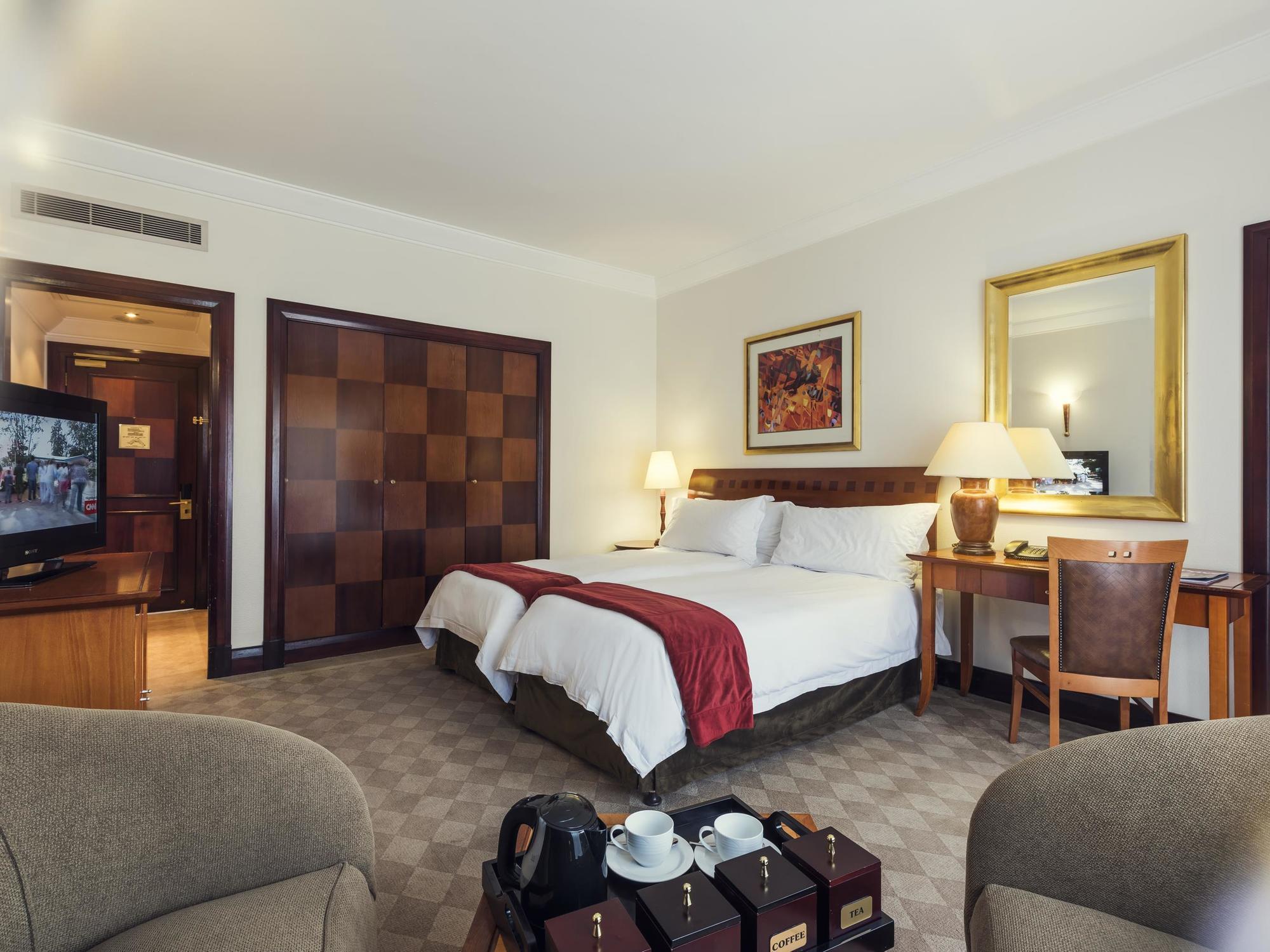 Carnival City Hotel Brakpan Exterior photo